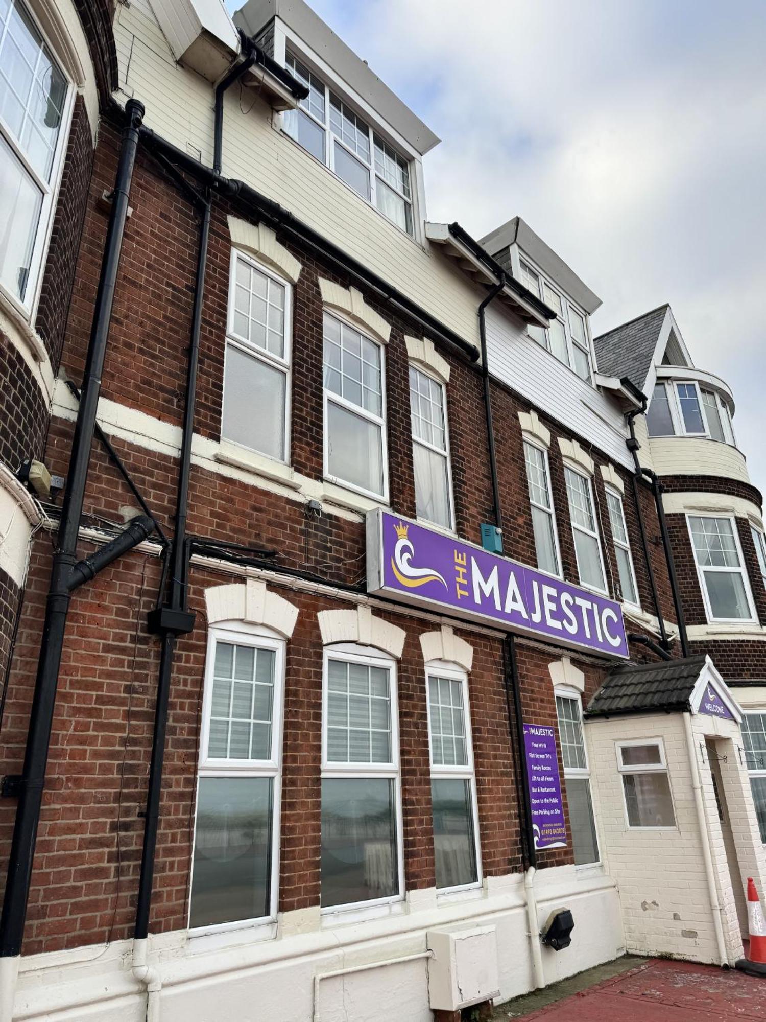 Bed and Breakfast The Majestic à Great Yarmouth Extérieur photo