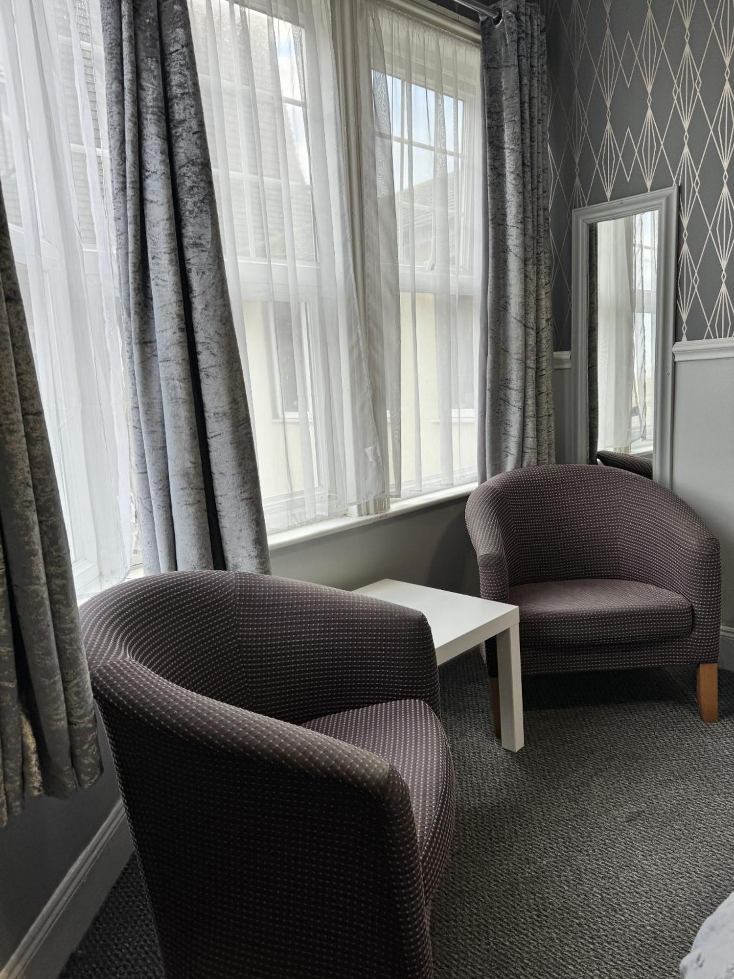 Bed and Breakfast The Majestic à Great Yarmouth Chambre photo