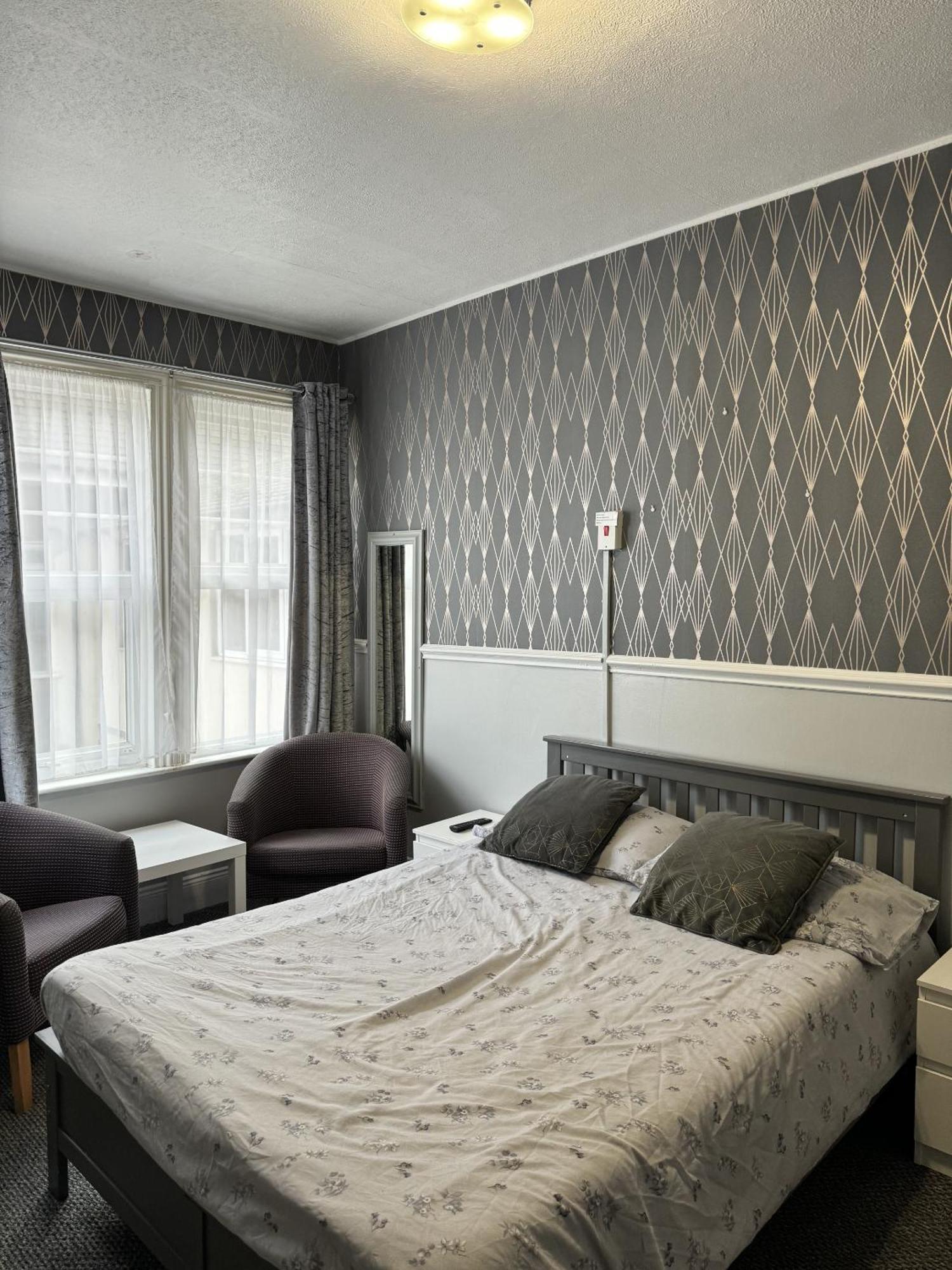 Bed and Breakfast The Majestic à Great Yarmouth Chambre photo