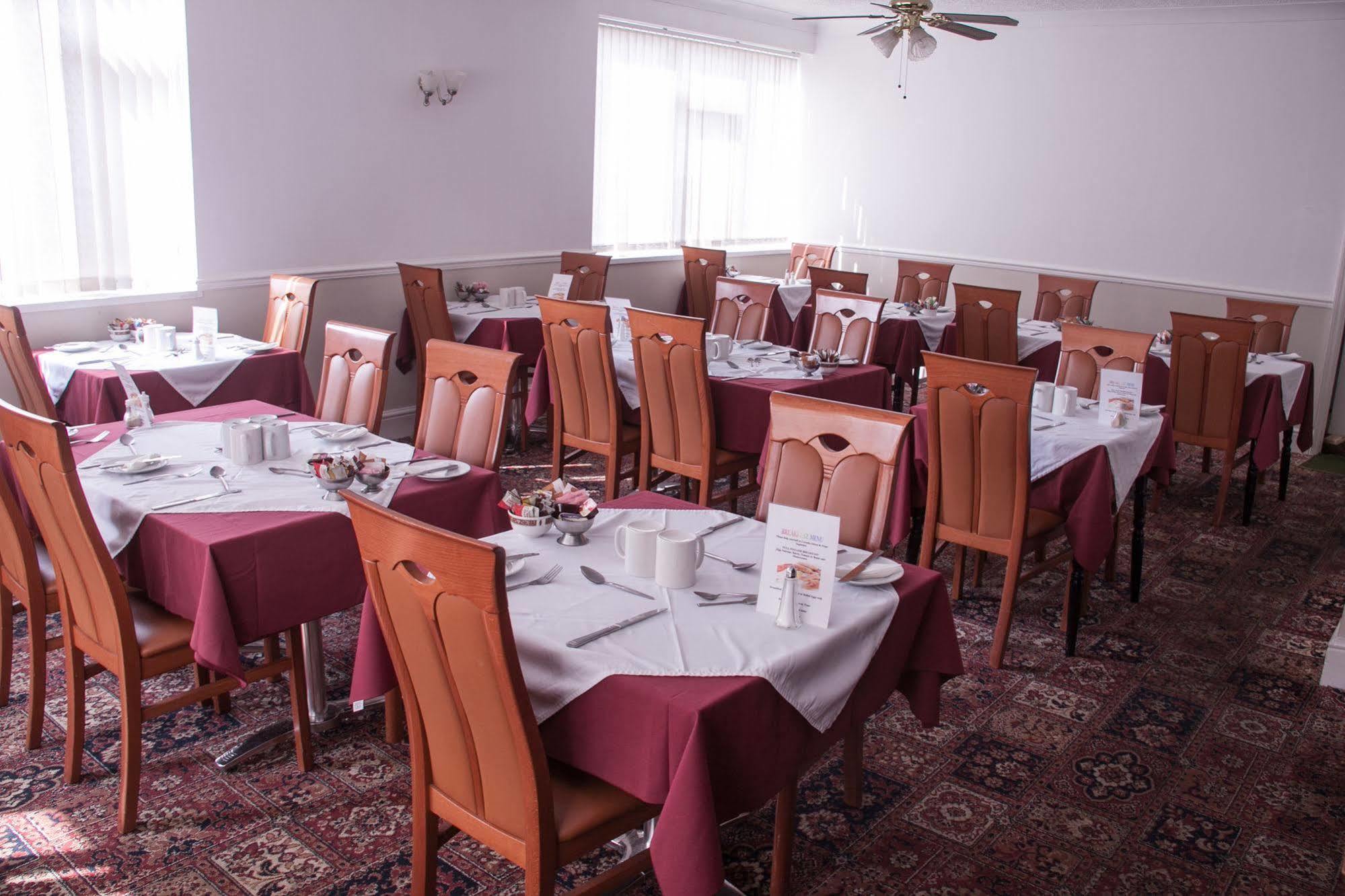 Bed and Breakfast The Majestic à Great Yarmouth Extérieur photo